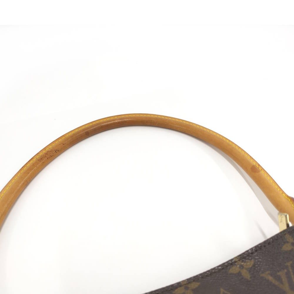 Louis Vuitton Looping MM Shoulder Bag Monogram — view 5