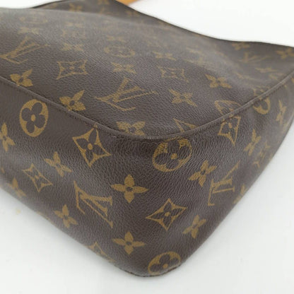 Louis Vuitton Looping MM Shoulder Bag Monogram — view 3