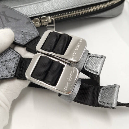 Louis Vuitton Outdoor Messenger Bag Taigarama Silver — view 7