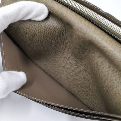 Louis Vuitton Portefeuille Brazza Bifold Wallet Taiga Ural — view 8