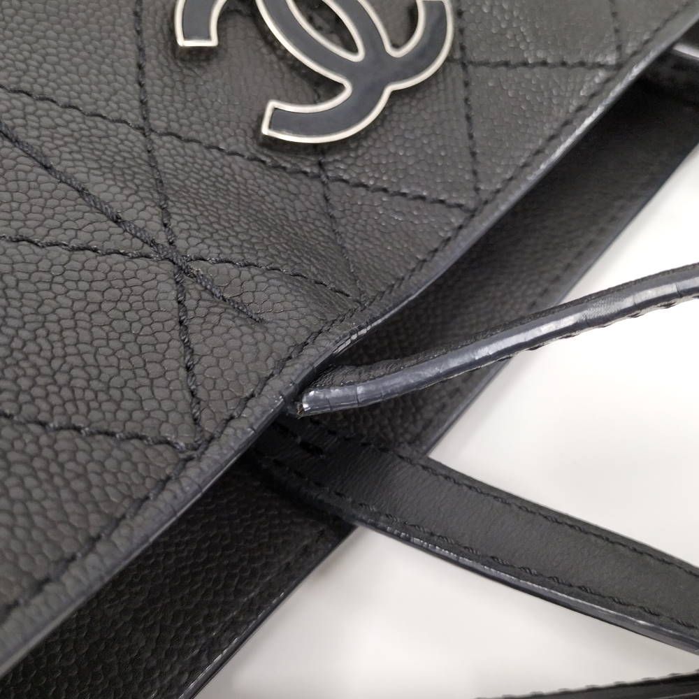 Chanel 2-Way Bag Caviar Leather Black — view 7