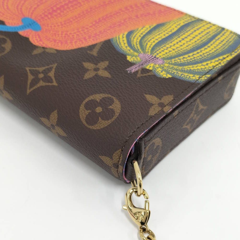 Louis Vuitton Chain Shoulder Bag LV Yk Yayoi Kusama Pochette Felicity Monogram — view 6