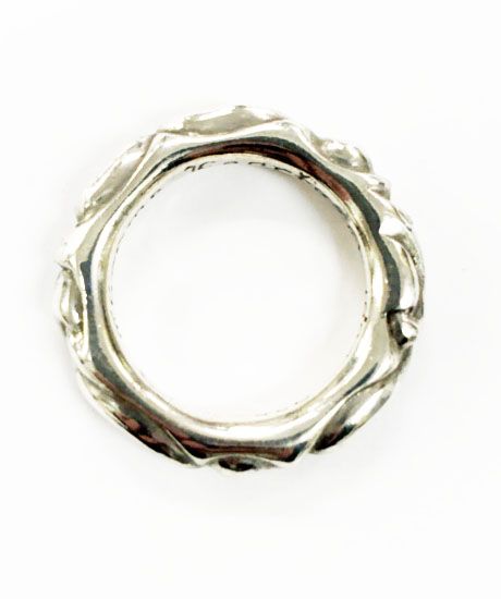 Chrome Hearts Scrl Band Scroll Ring Silver — view 3