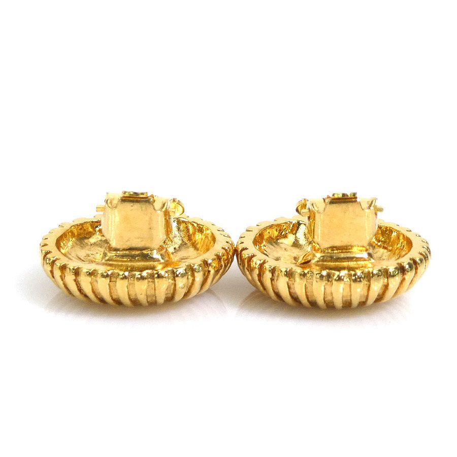 Chanel Earrings CC Logo — view 4