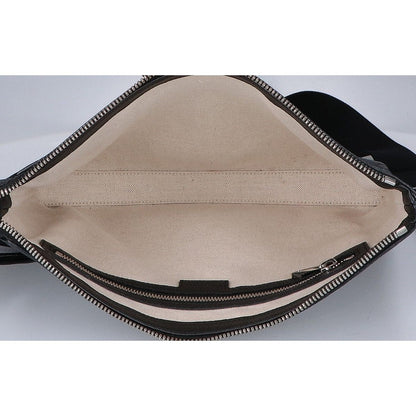 Gucci Jumbo GG Embossed Leather Shoulder Bag — view 6