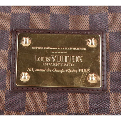 Louis Vuitton Thames GM Damier Shoulder Bag — view 8