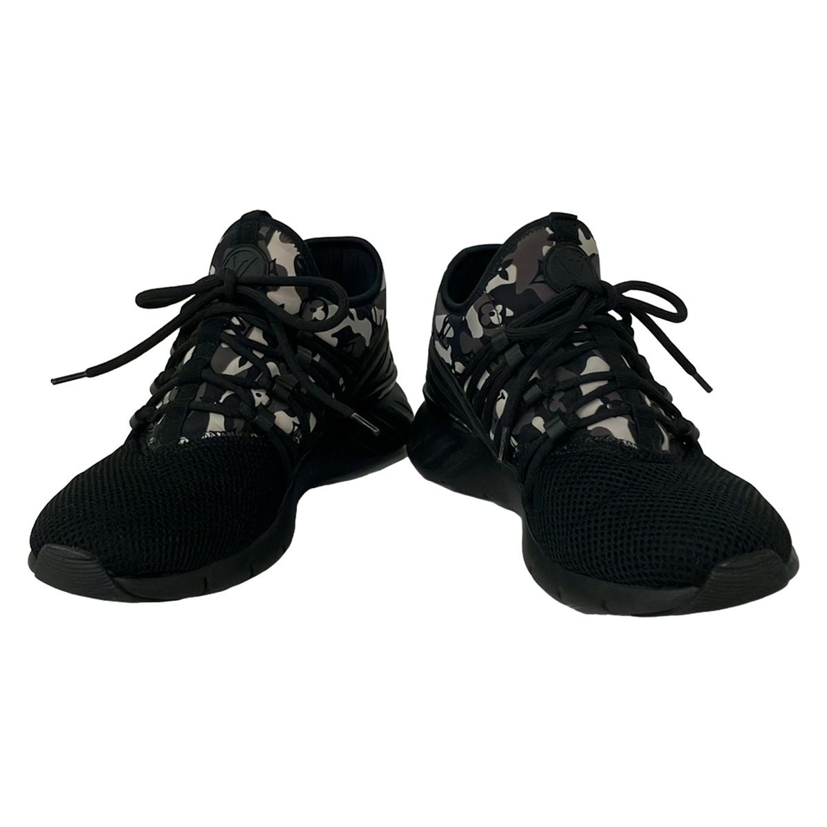 Louis Vuitton Sneakers 5 Fast Lane Line Black Dark Gray Ivory Monogram Pattern — view 2