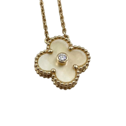 Van Cleef & Arpels Necklace Vintage Alhambra Pendant Holiday Limited Yellow — view 5