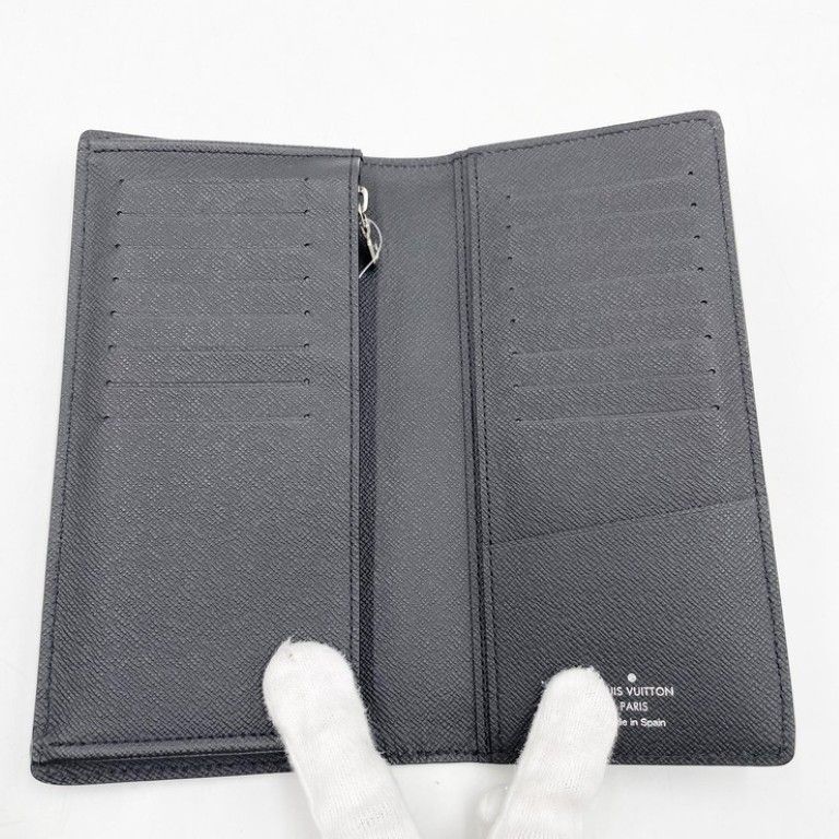 Louis Vuitton Wallet Portefeuille Brazza Noir Epi Bifold — view 6