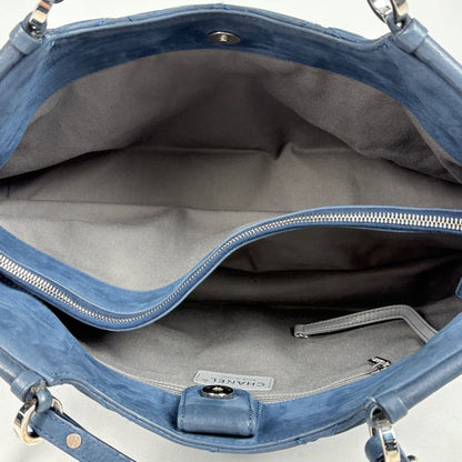 Chanel Wild Stitch Tote 2-Way Shoulder Bag CC Logo Leather Blue — view 8