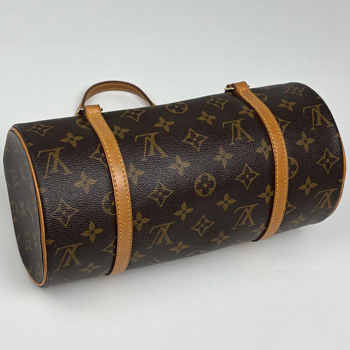 Louis Vuitton Papillon 26 Barrel Bag Tube — view 2