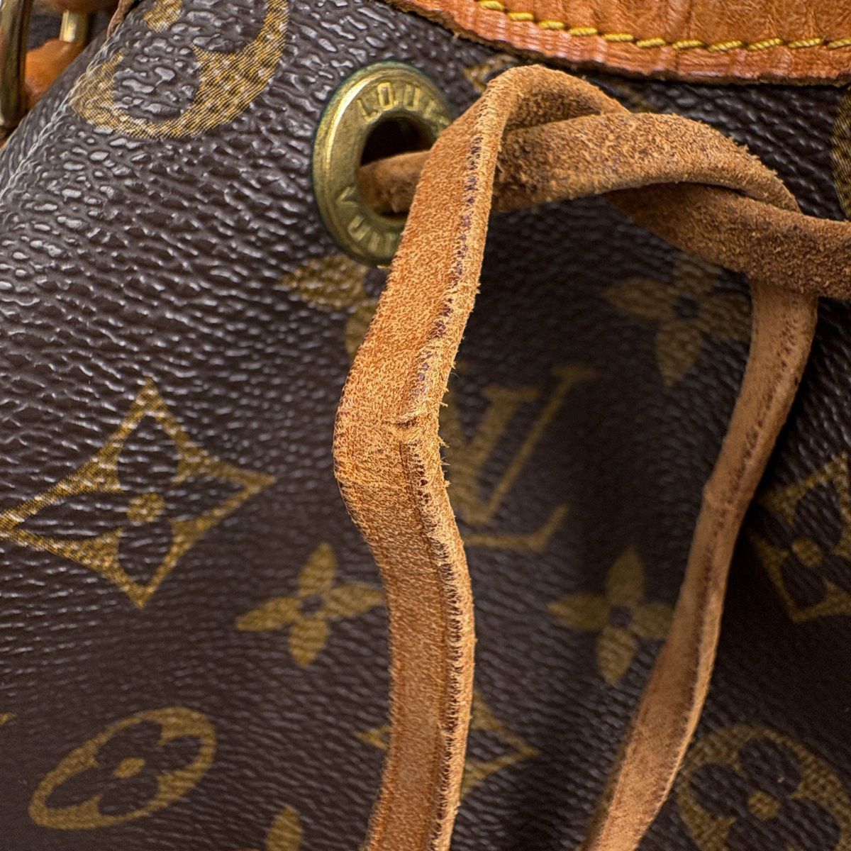Louis Vuitton Noe Shoulder Drawstring Bag Monogram Brown — view 5