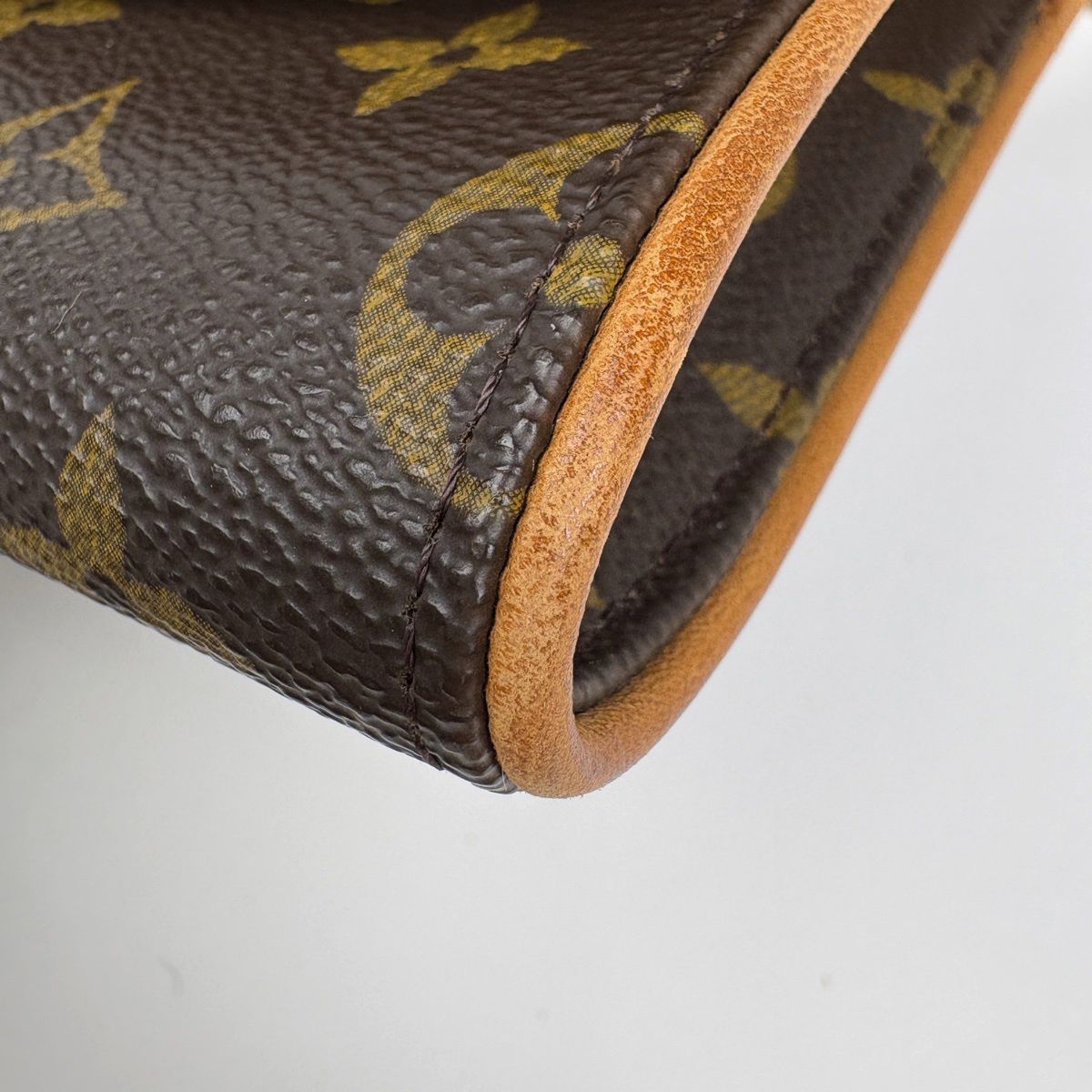 Louis Vuitton Pochette Twin GM Clutch 2-Way Shoulder Bag Monogram Brown — view 3
