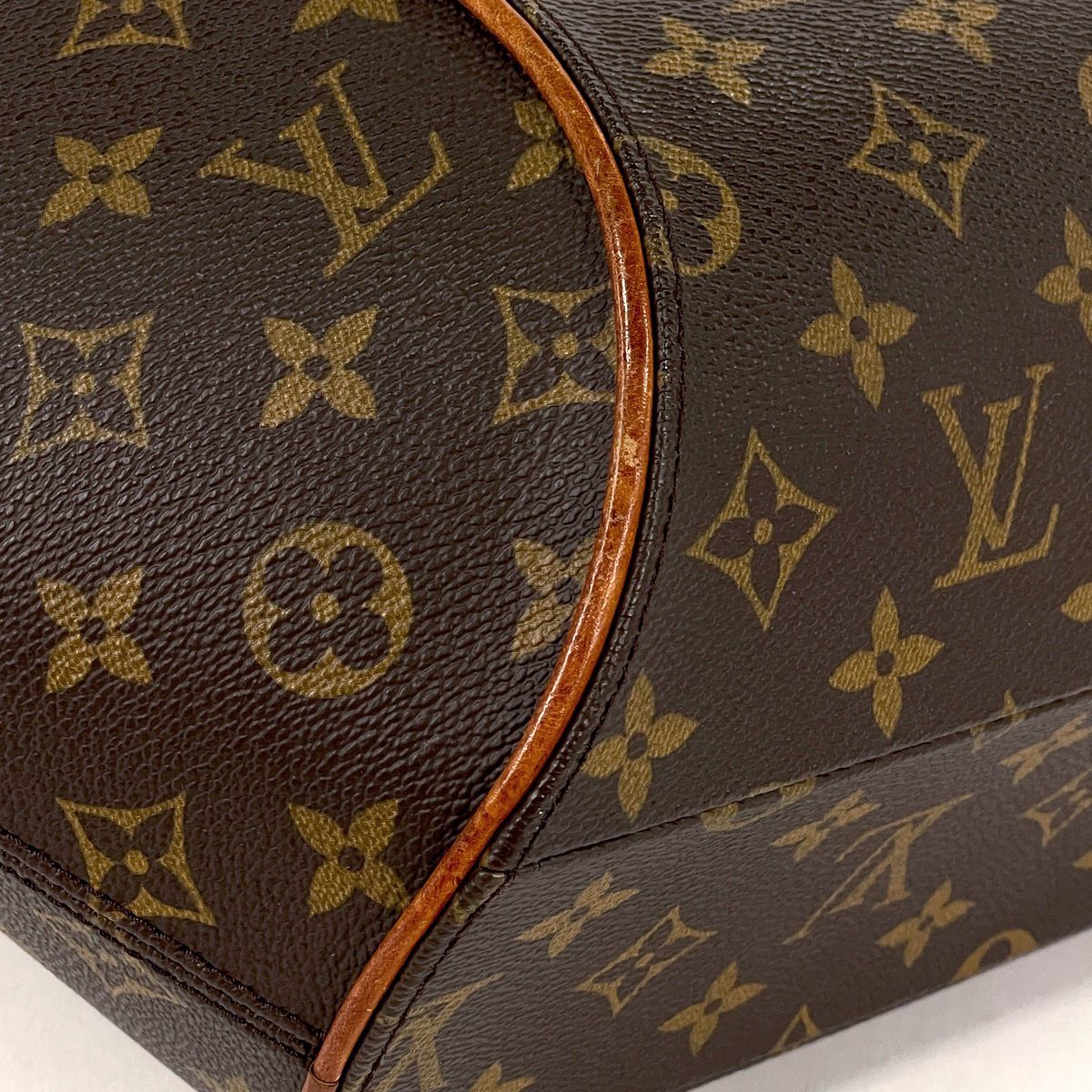 Louis Vuitton Ellipse MM Handbag Monogram Brown — view 3