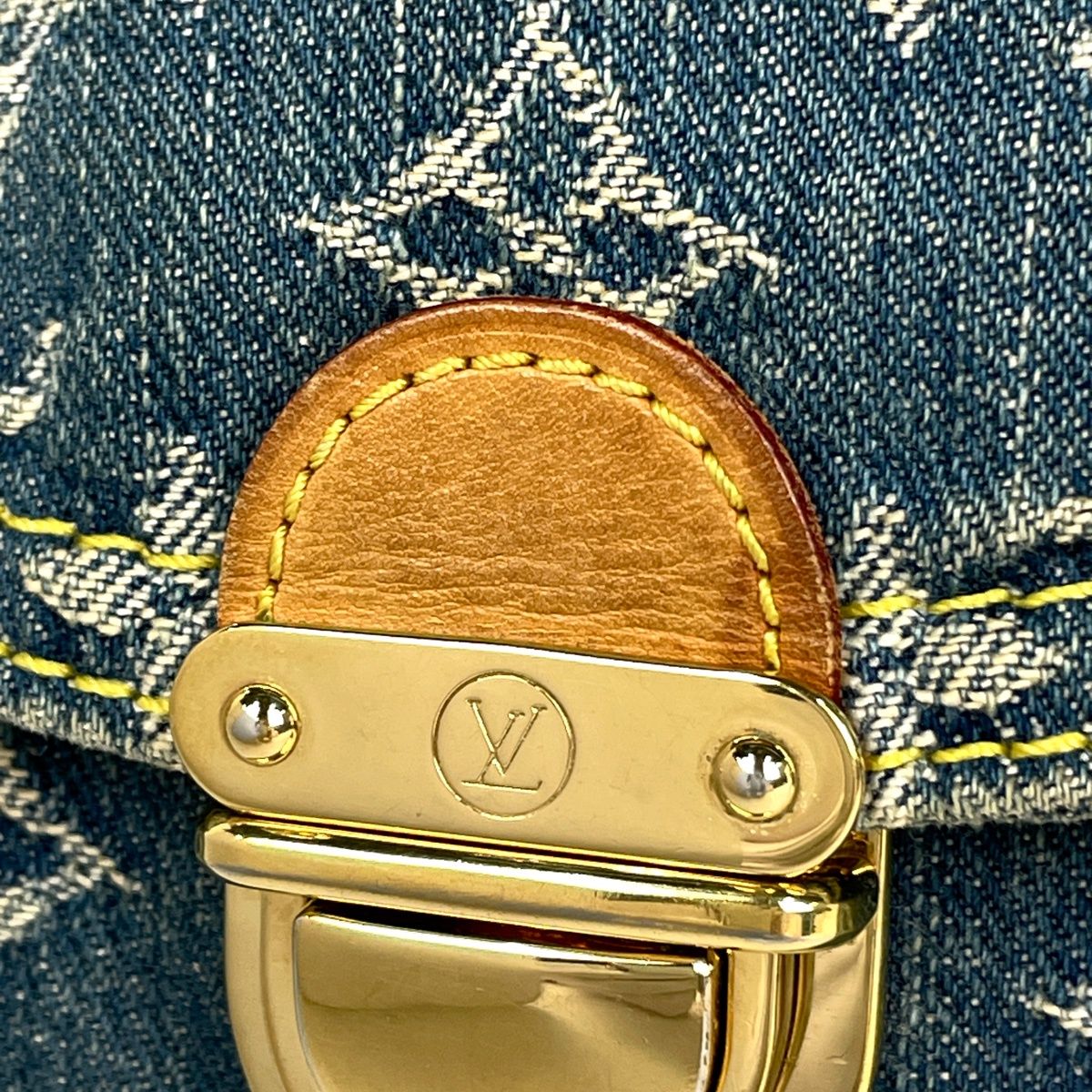 Louis Vuitton Mini Pleaty Shoulder Bag Monogram Denim Blue — view 4