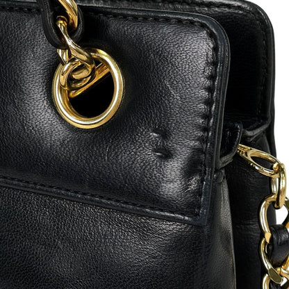 Chanel CC Logo Chain Tote Leather Black — view 5