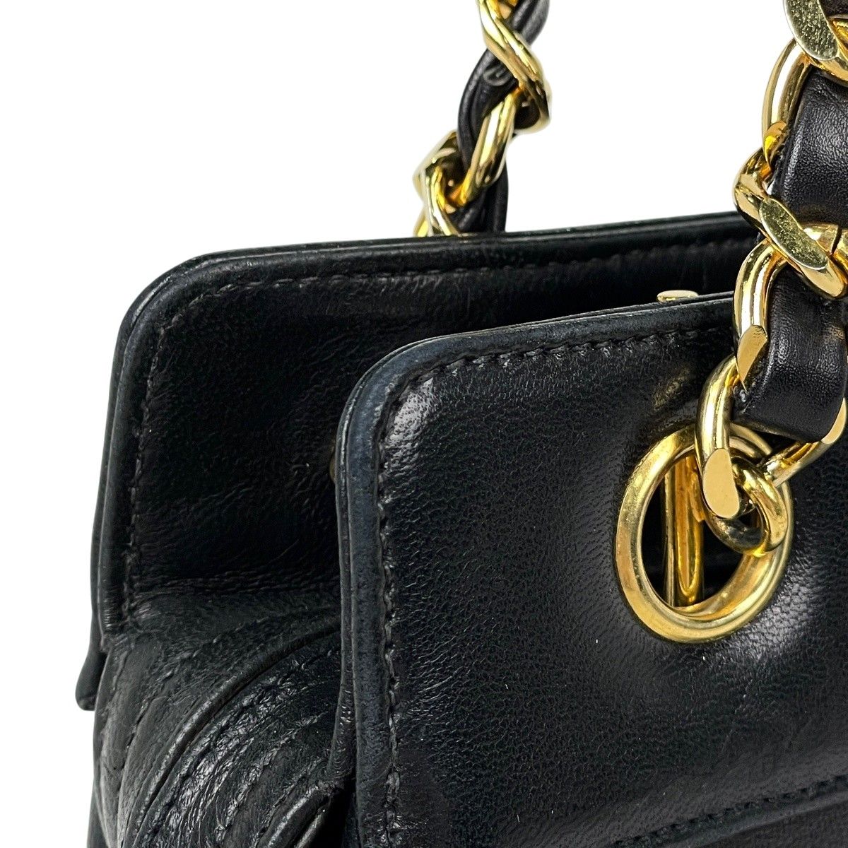 Chanel CC Logo Chain Tote Leather Black — view 6