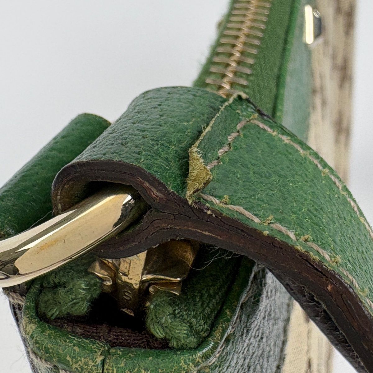 Gucci GG Pattern Shoulder Bag Studs Canvas Beige Green — view 7