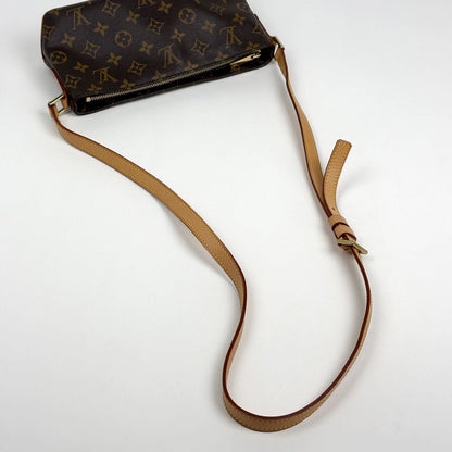 Louis Vuitton Trotteur Pochette Shoulder Bag Monogram Brown — view 6