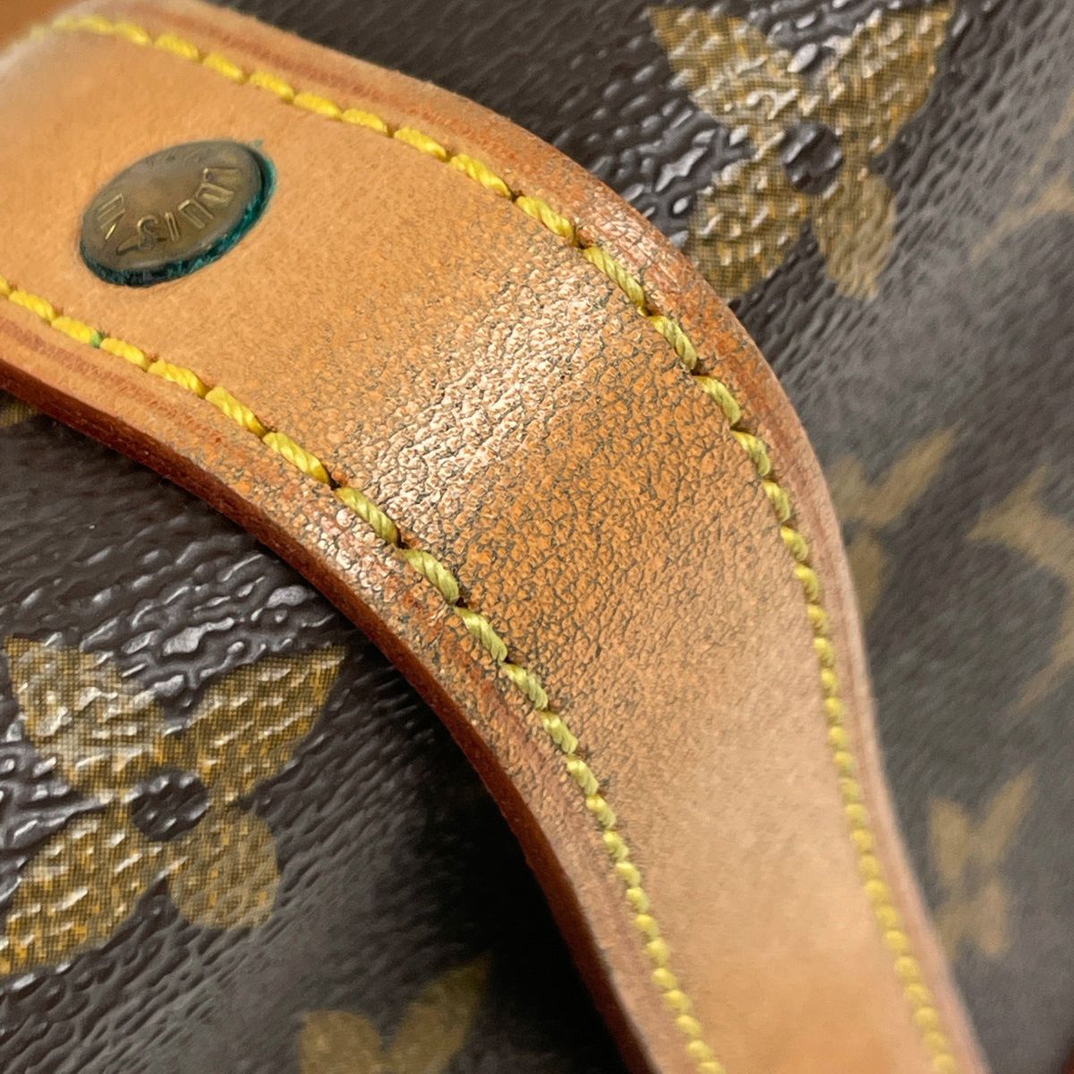Louis Vuitton Saumur 30 Crossbody Shoulder Bag Monogram Brown — view 5