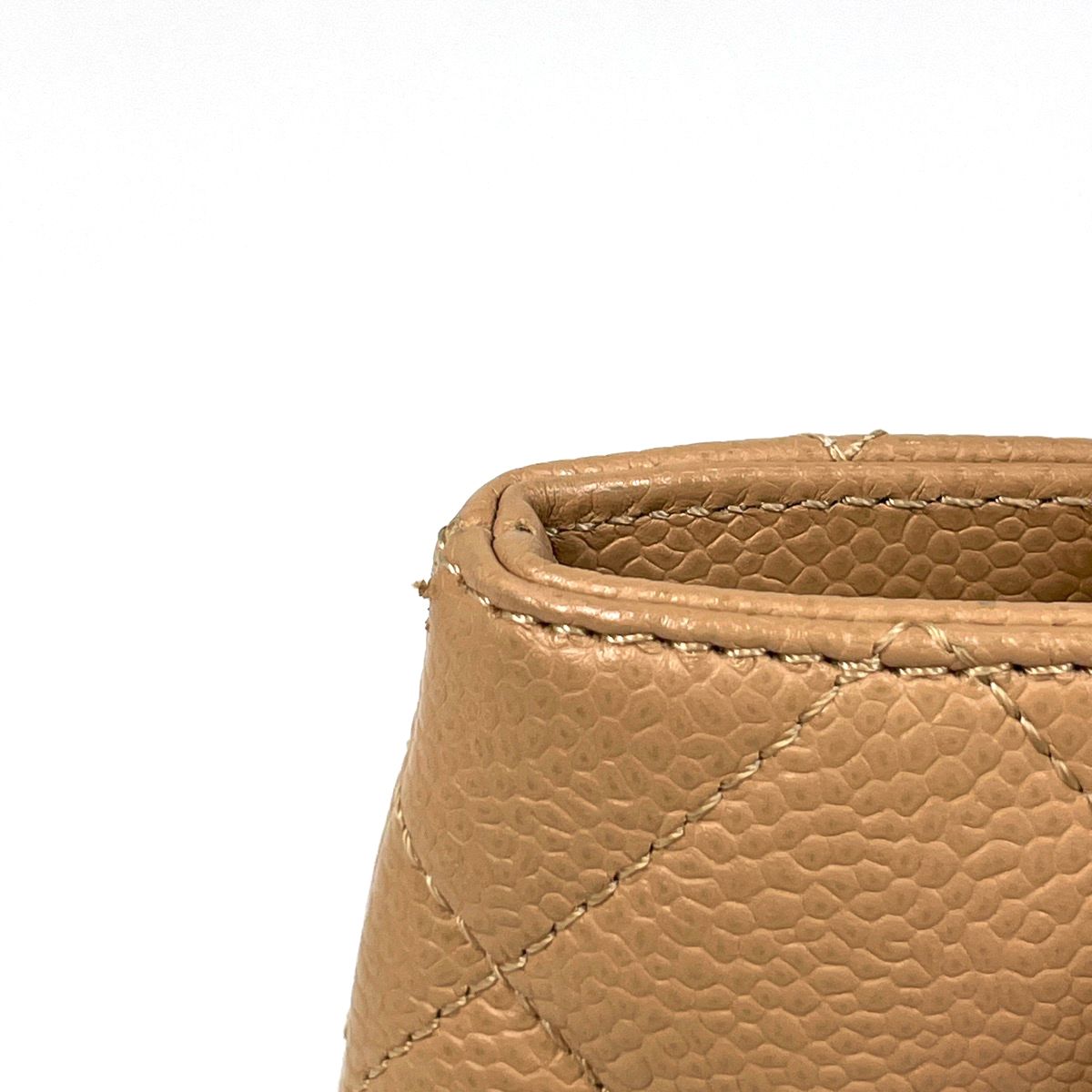 Chanel Medallion Tote Handbag CC Logo Caviar Leather Beige — view 4