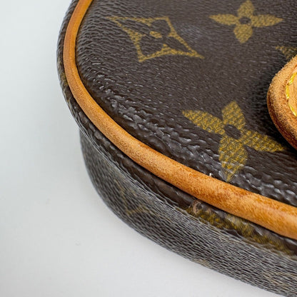 Louis Vuitton Pochette Gange Shoulder Bag Monogram Brown — view 3