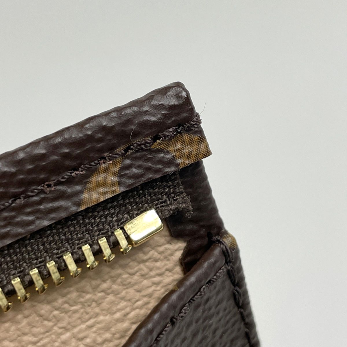 Louis Vuitton Poche Toilette 26 Clutch Makeup Pouch Monogram Brown — view 6