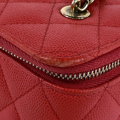 Chanel CC Logo Chain Shoulder Bag Vanity Caviar Leather Red — view 5