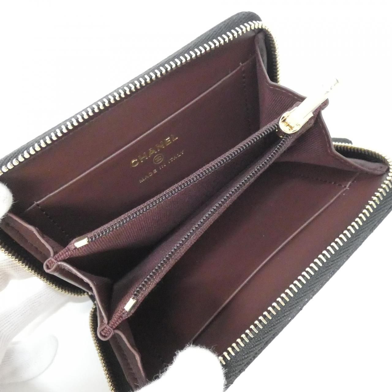 Chanel Timeless Classic Line Coin Case — view 4