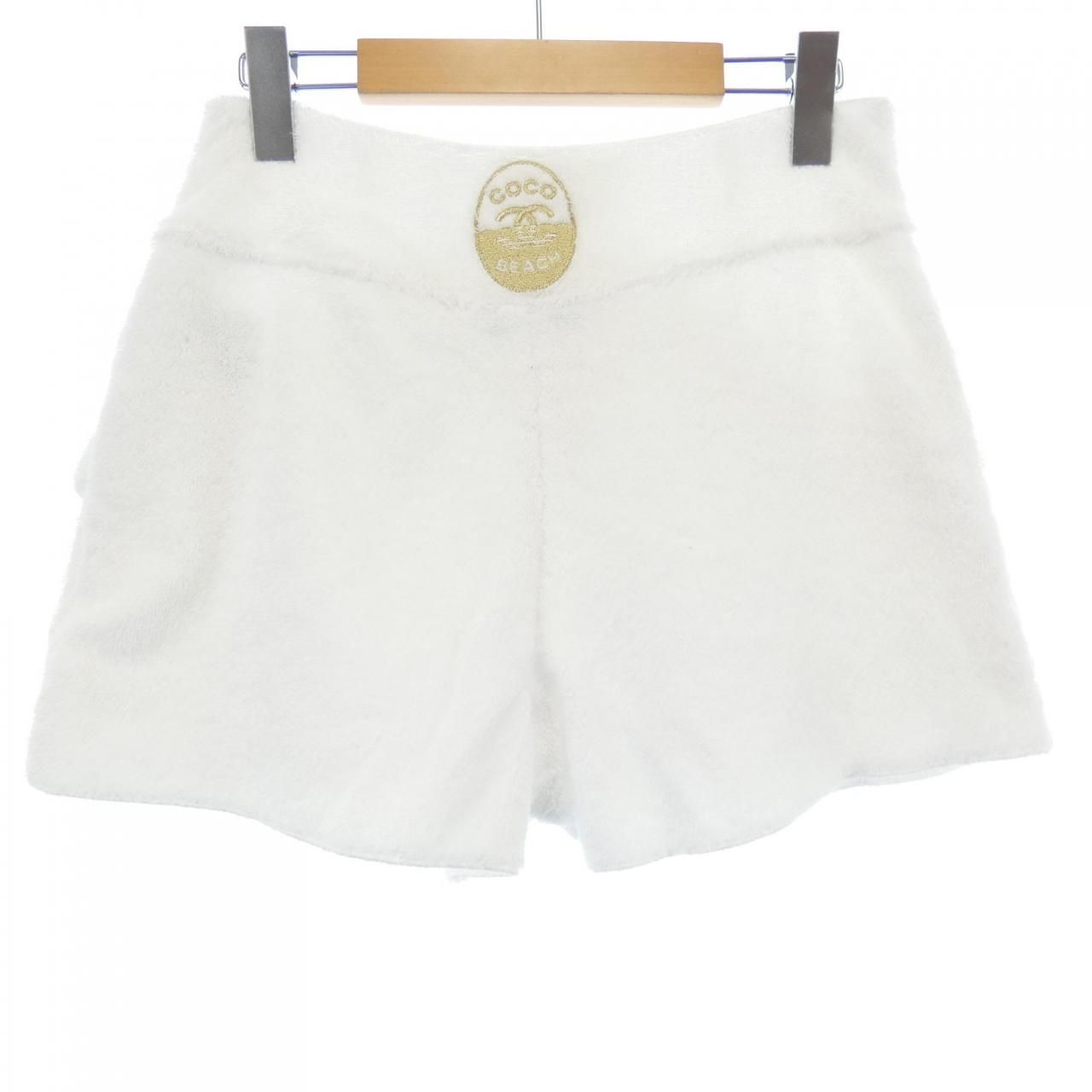 Chanel Shorts White — view 2