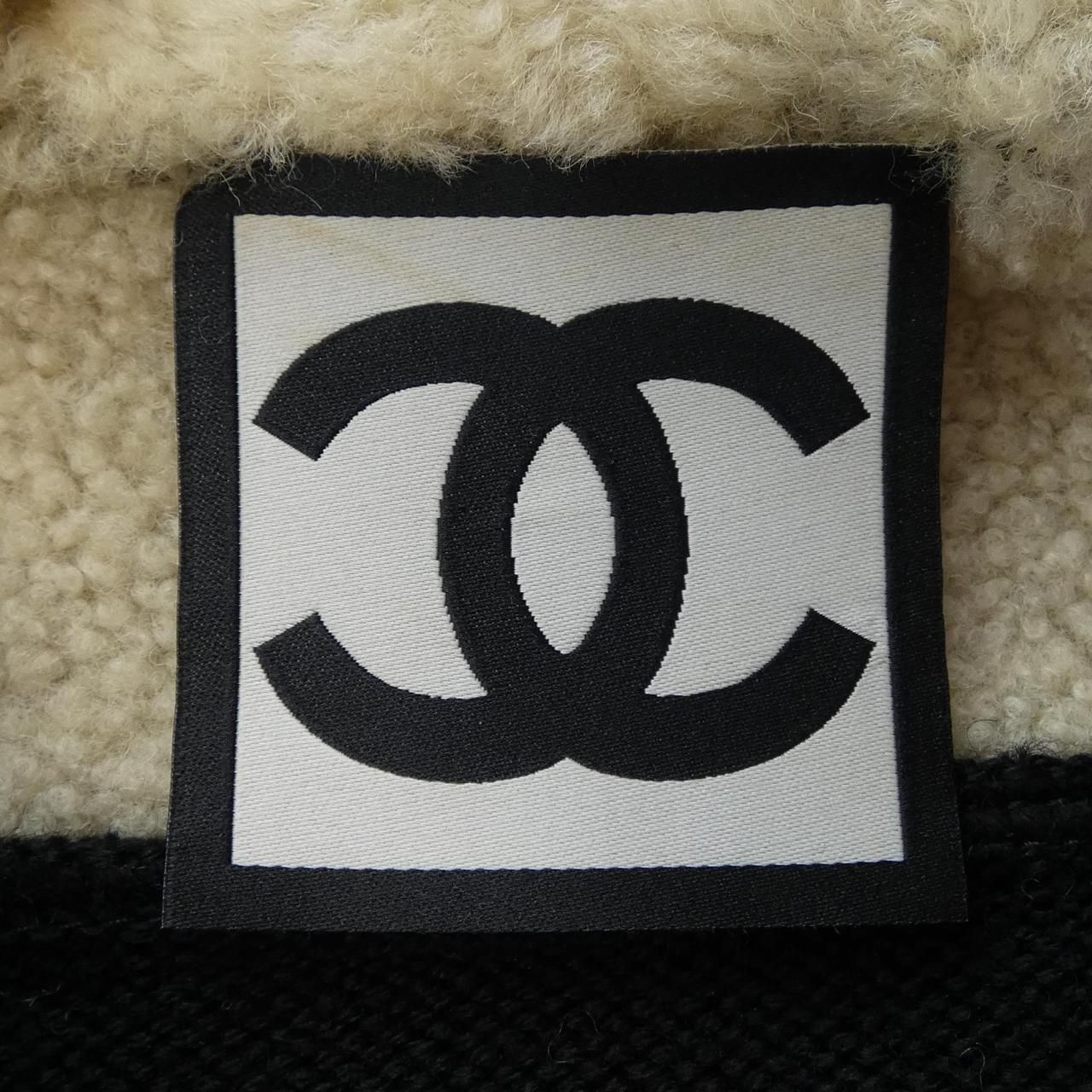 Chanel Shearling Vest Black — view 6