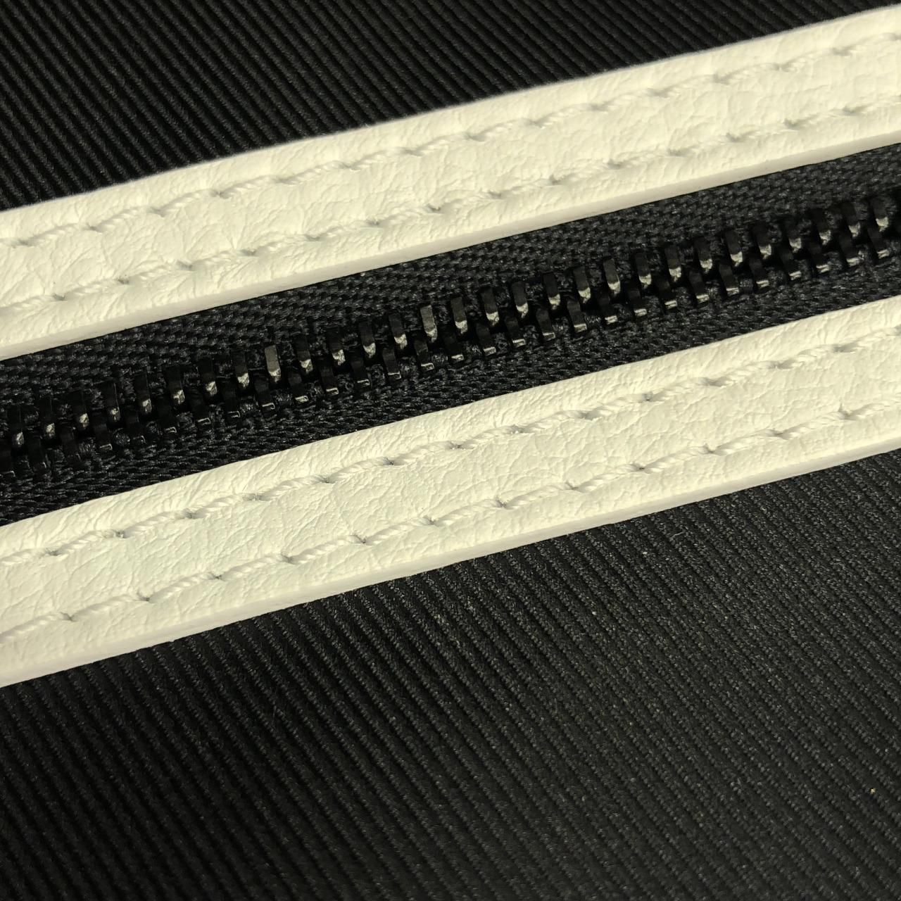 Louis Vuitton Monogram Shadow Keepall Bandouliere 50 cm Boston Bag — view 7