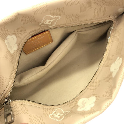 Louis Vuitton Popcorn Toilette Bag — view 6