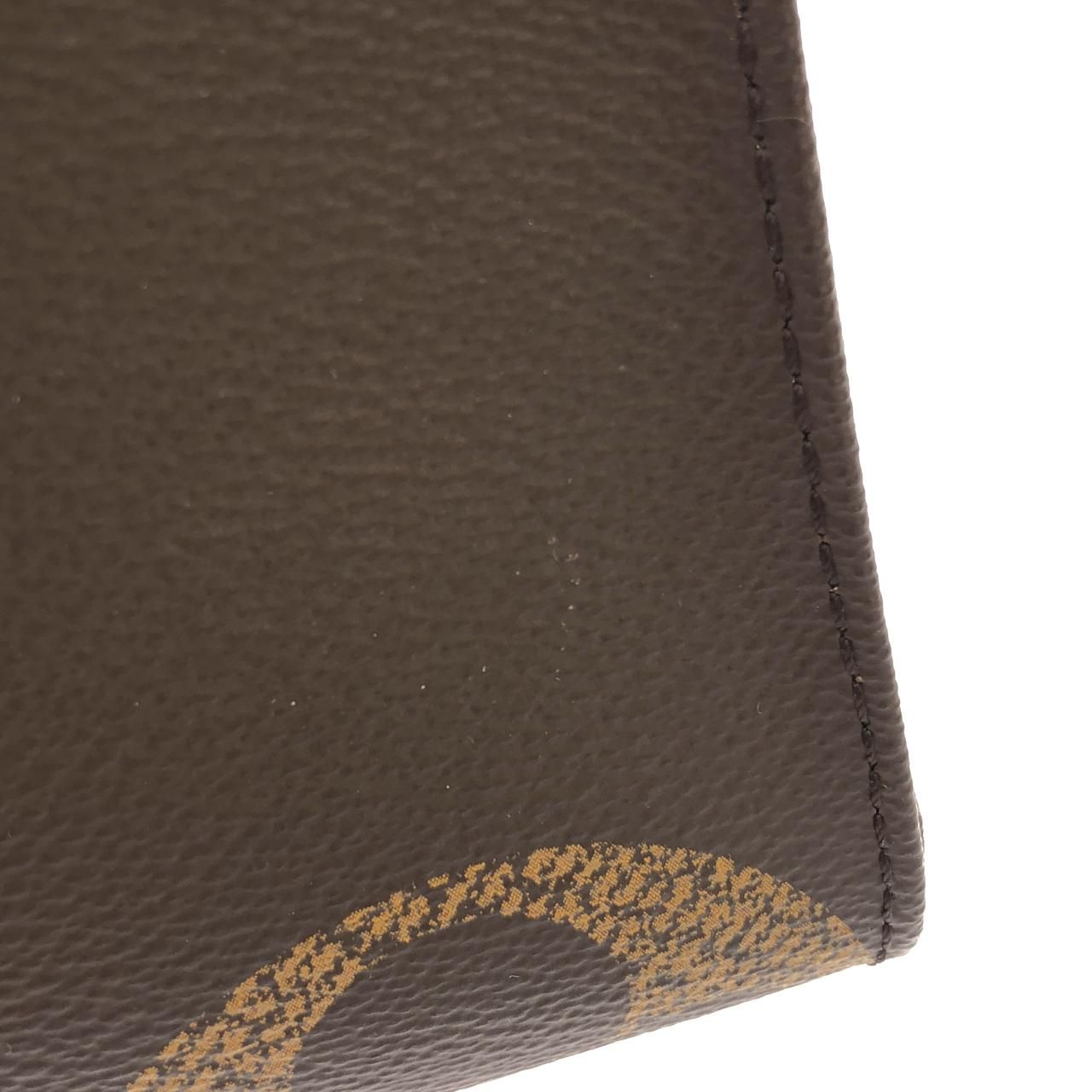 Louis Vuitton Monogram Giant On The Go MM Bag — view 5