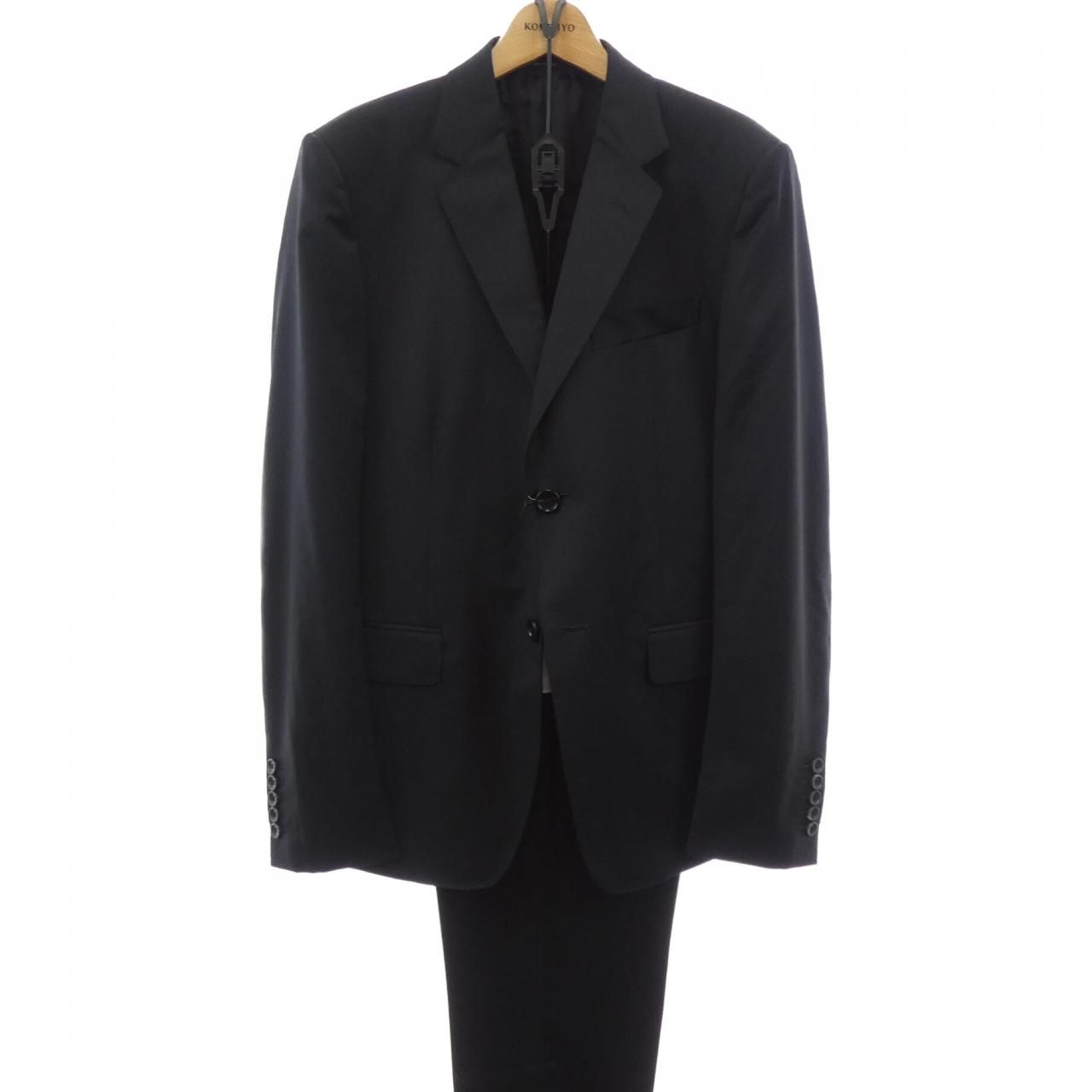 Gucci Suit Black