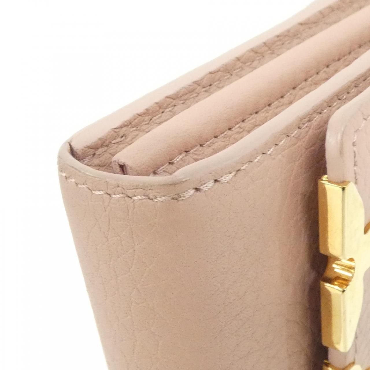 Louis Vuitton Portefeuille Capucines Wallet — view 5