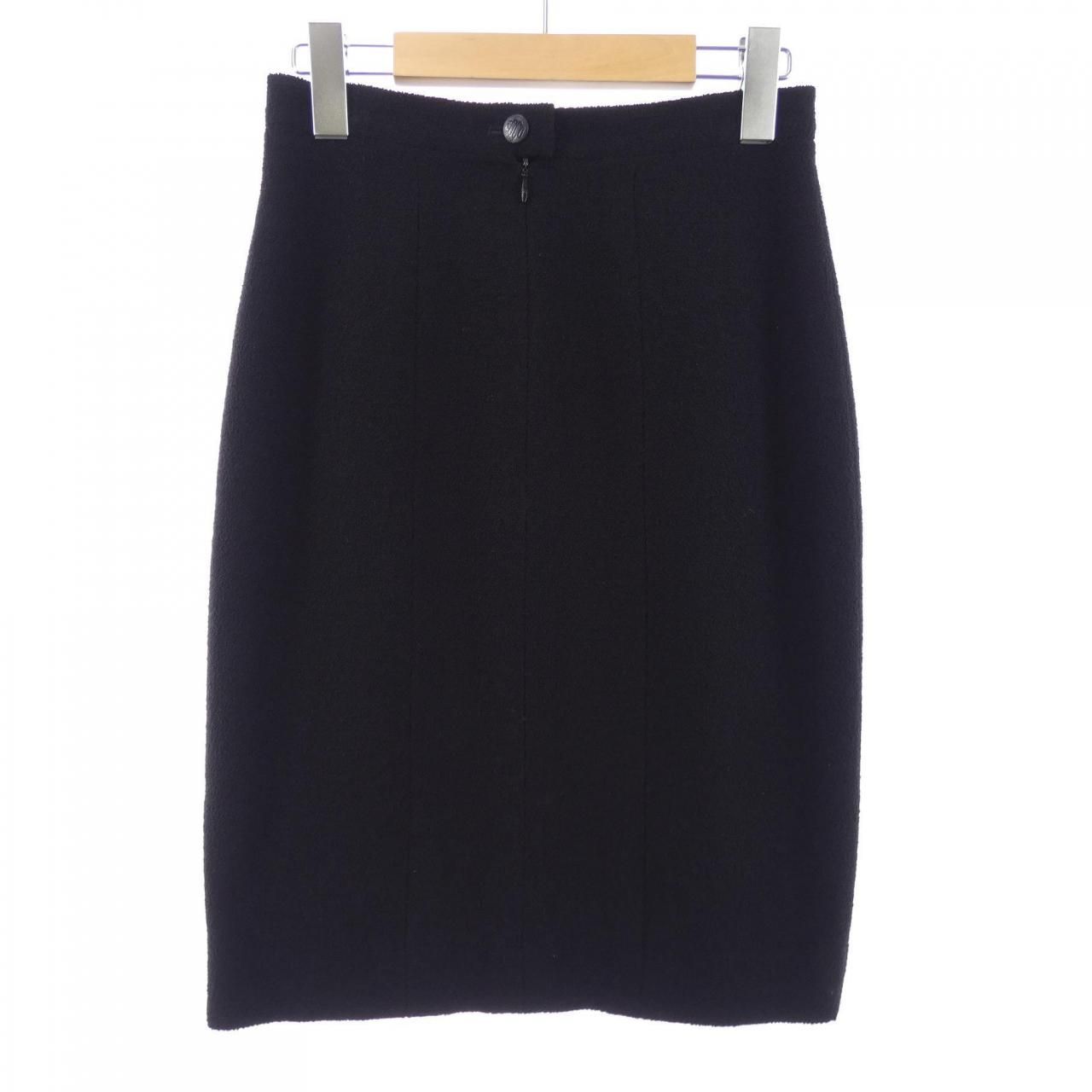 Chanel 08c Skirt Black — view 2