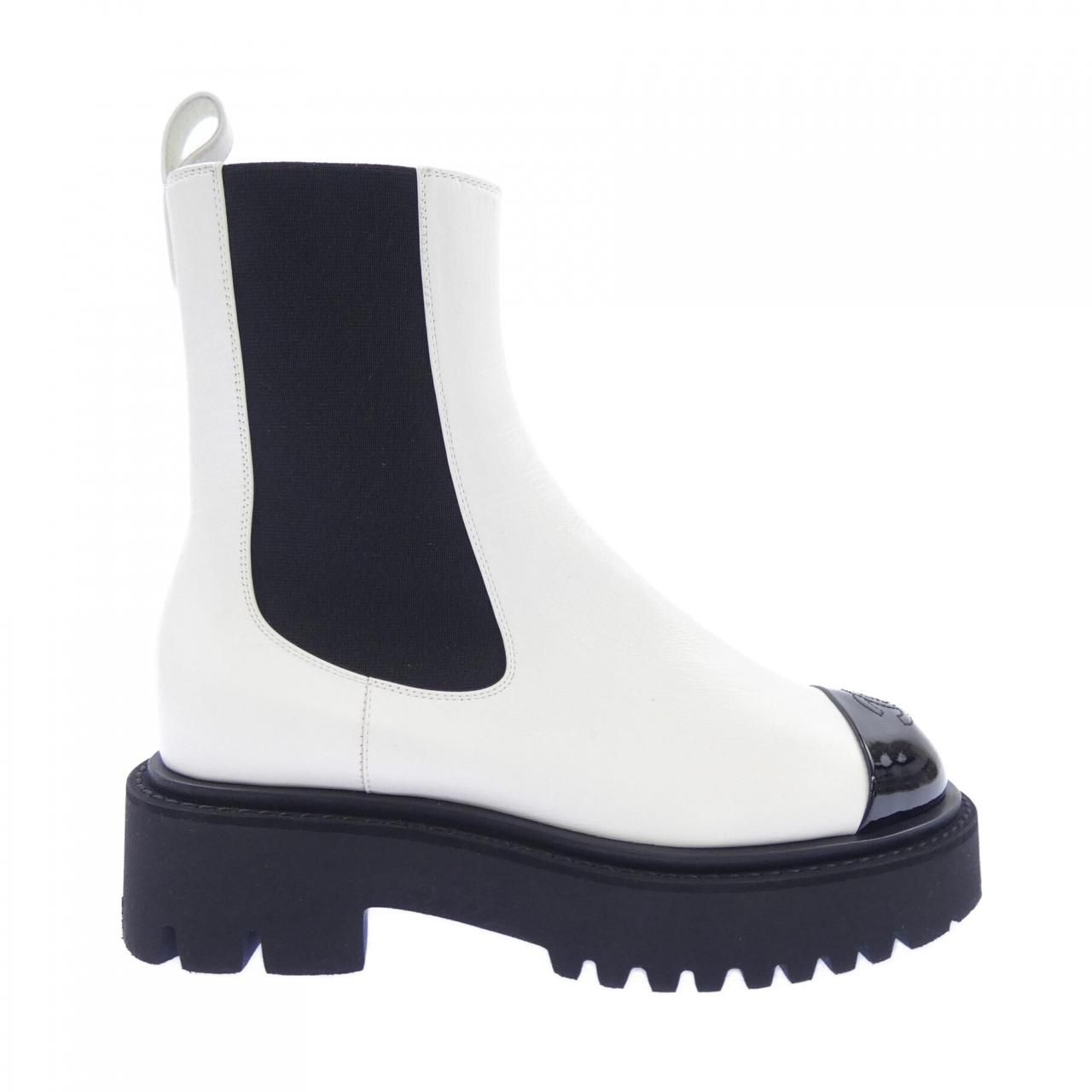 Chanel Ankle Boots White