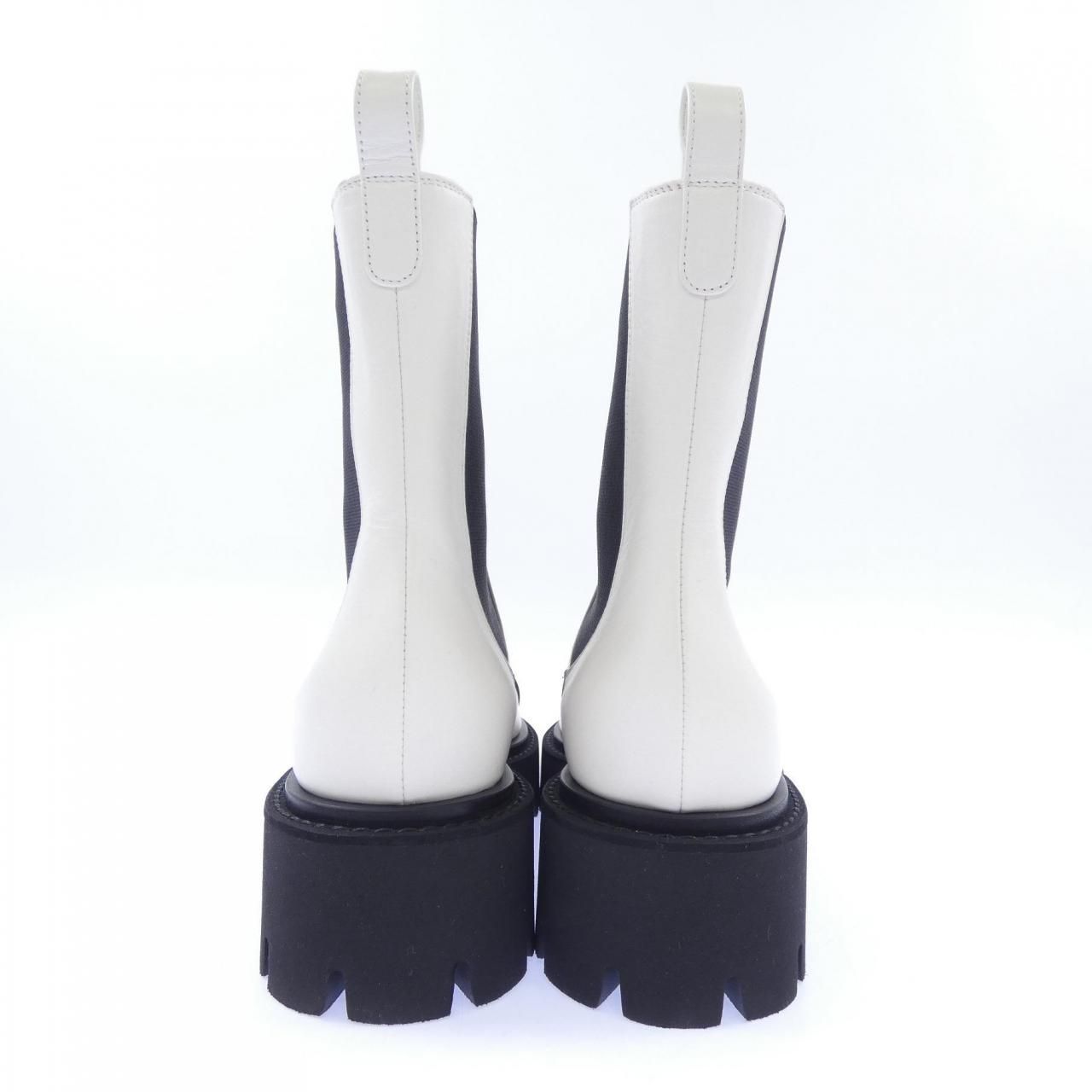 Chanel Ankle Boots White — view 5