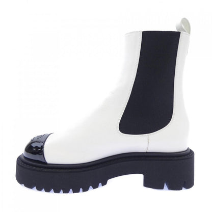 Chanel Ankle Boots White — view 2