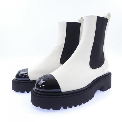 Chanel Ankle Boots White — view 3