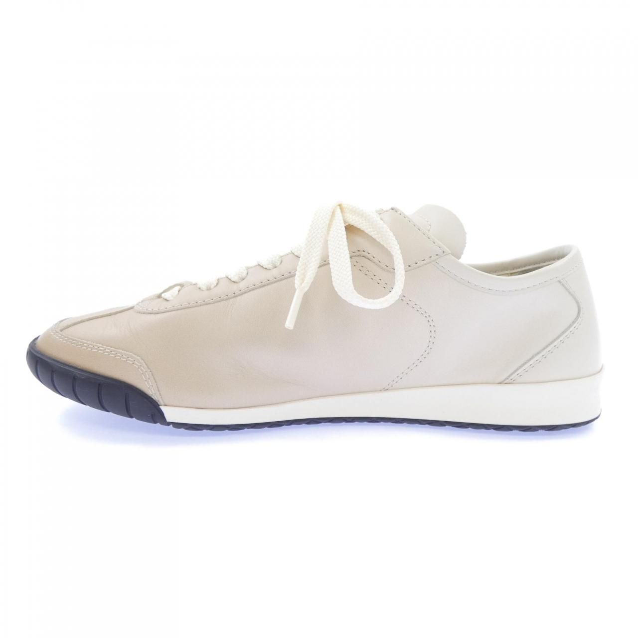 Chanel Sneakers Beige — view 2