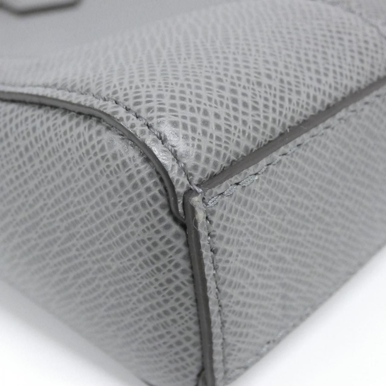Louis Vuitton Taiga Slim Briefcase — view 3