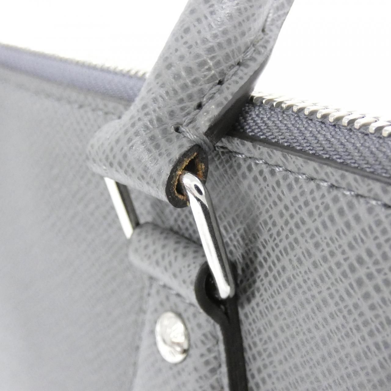 Louis Vuitton Taiga Slim Briefcase — view 6