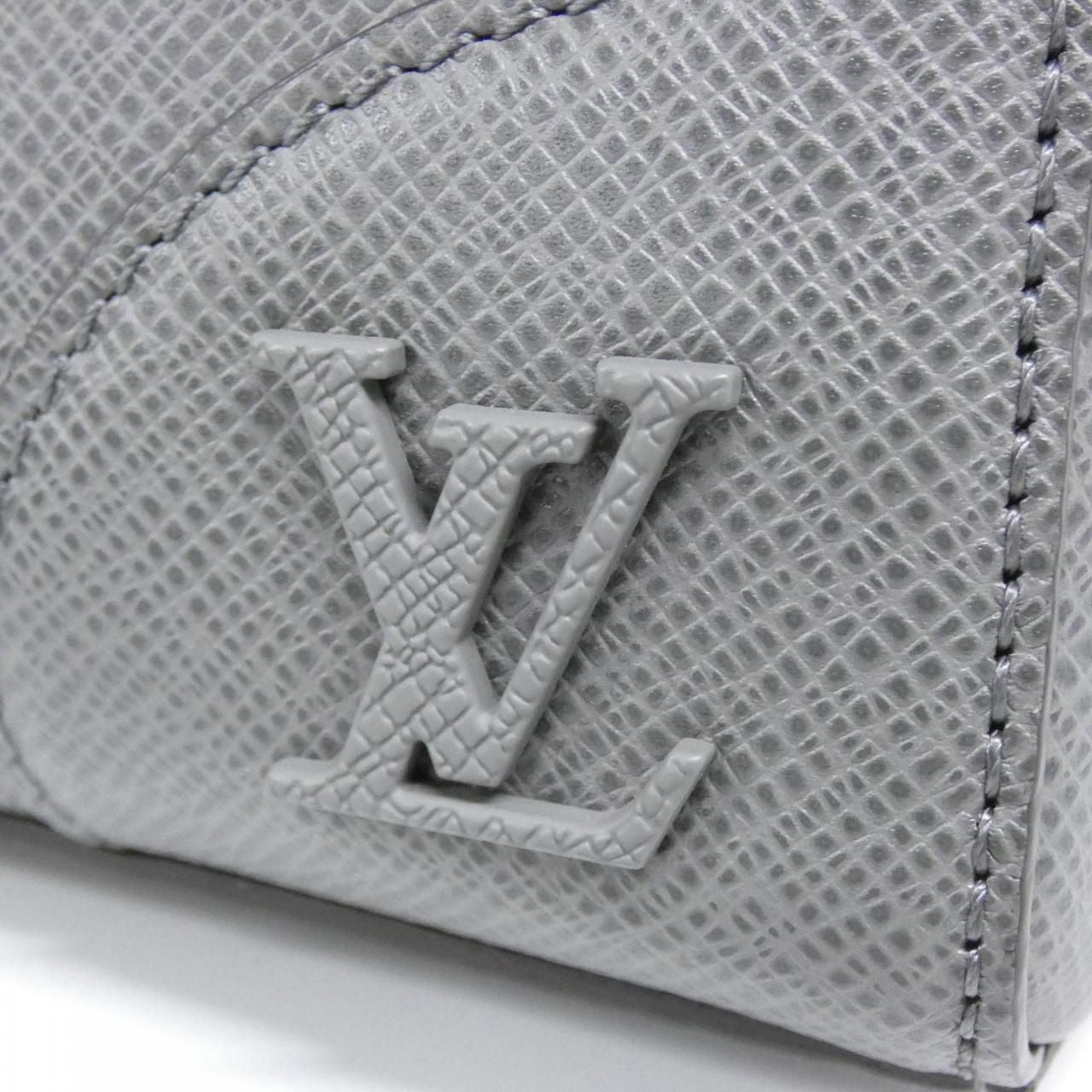 Louis Vuitton Taiga Slim Briefcase — view 4