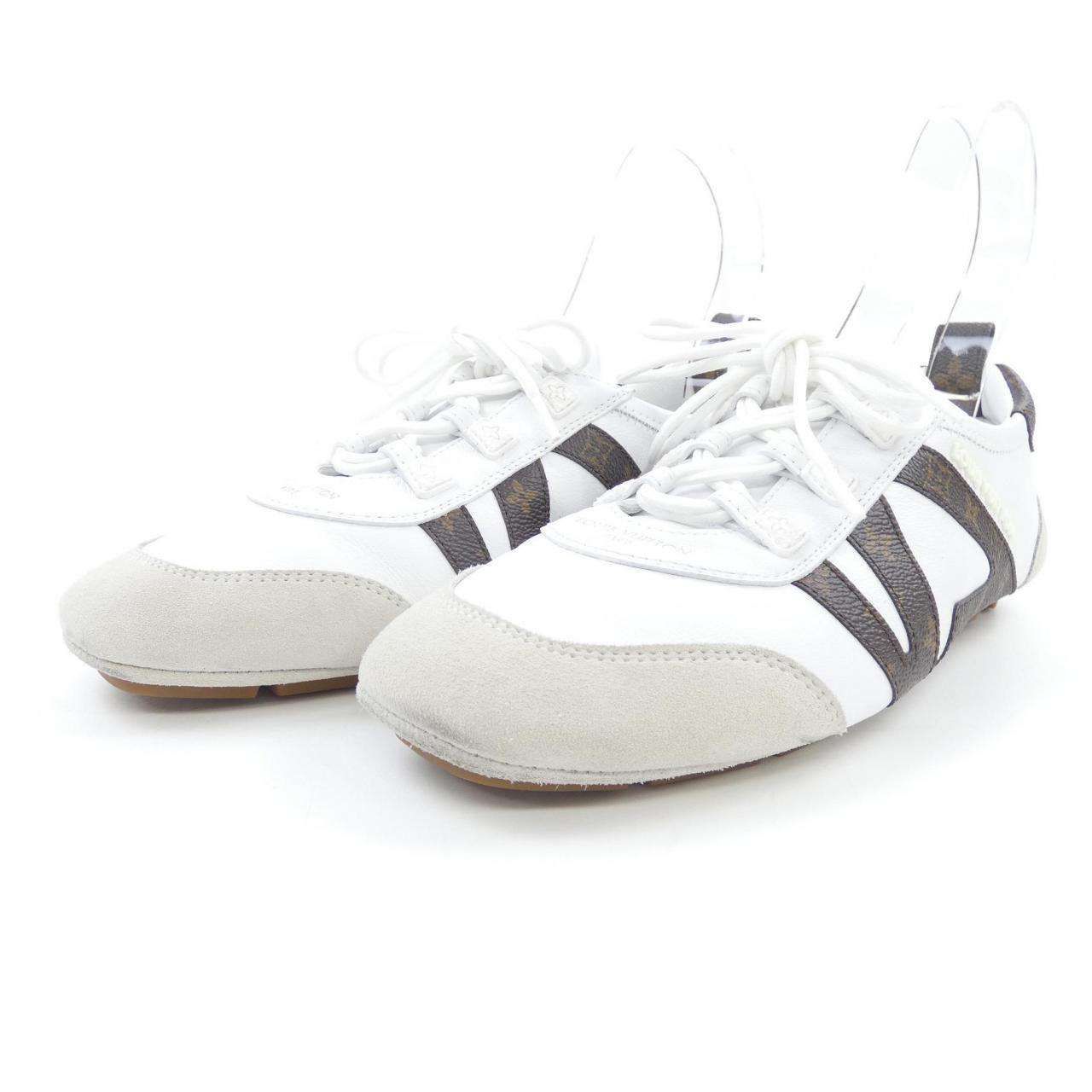 Louis Vuitton LV Sneakers — view 3