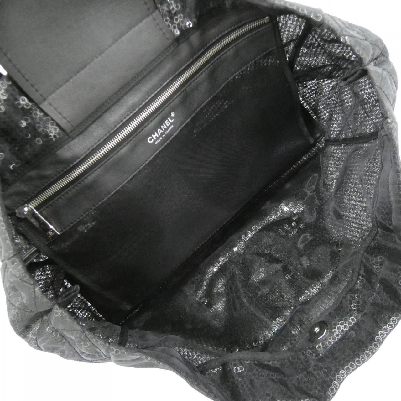 Chanel Shoulder Bag Black — view 9
