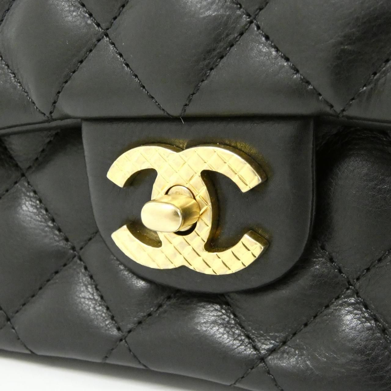 Chanel Shoulder Bag Black — view 4