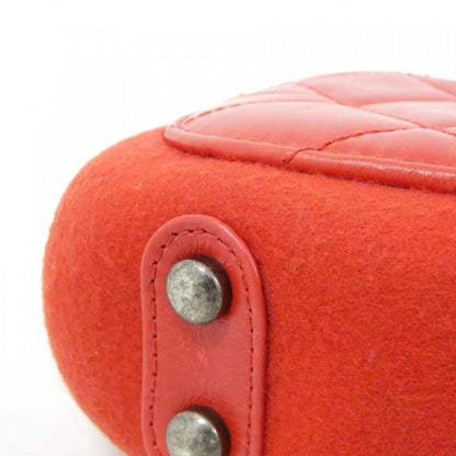 Chanel Shoulder Bag Red — view 3
