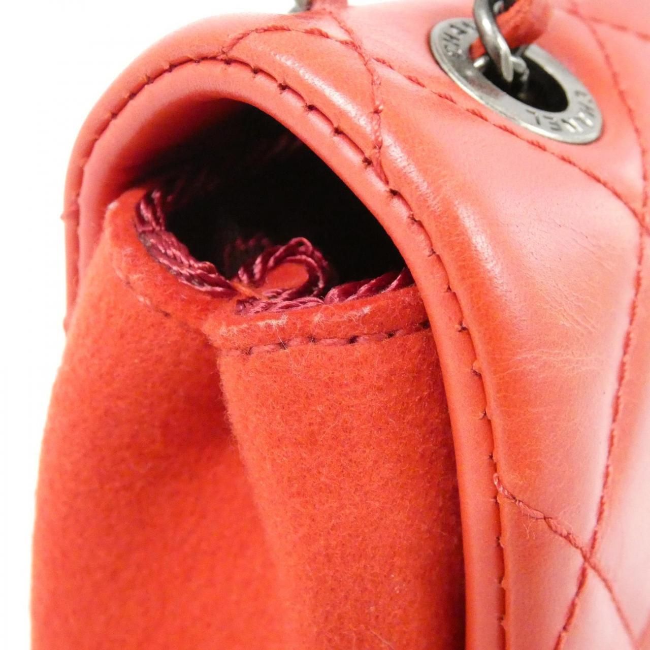 Chanel Shoulder Bag Red — view 8